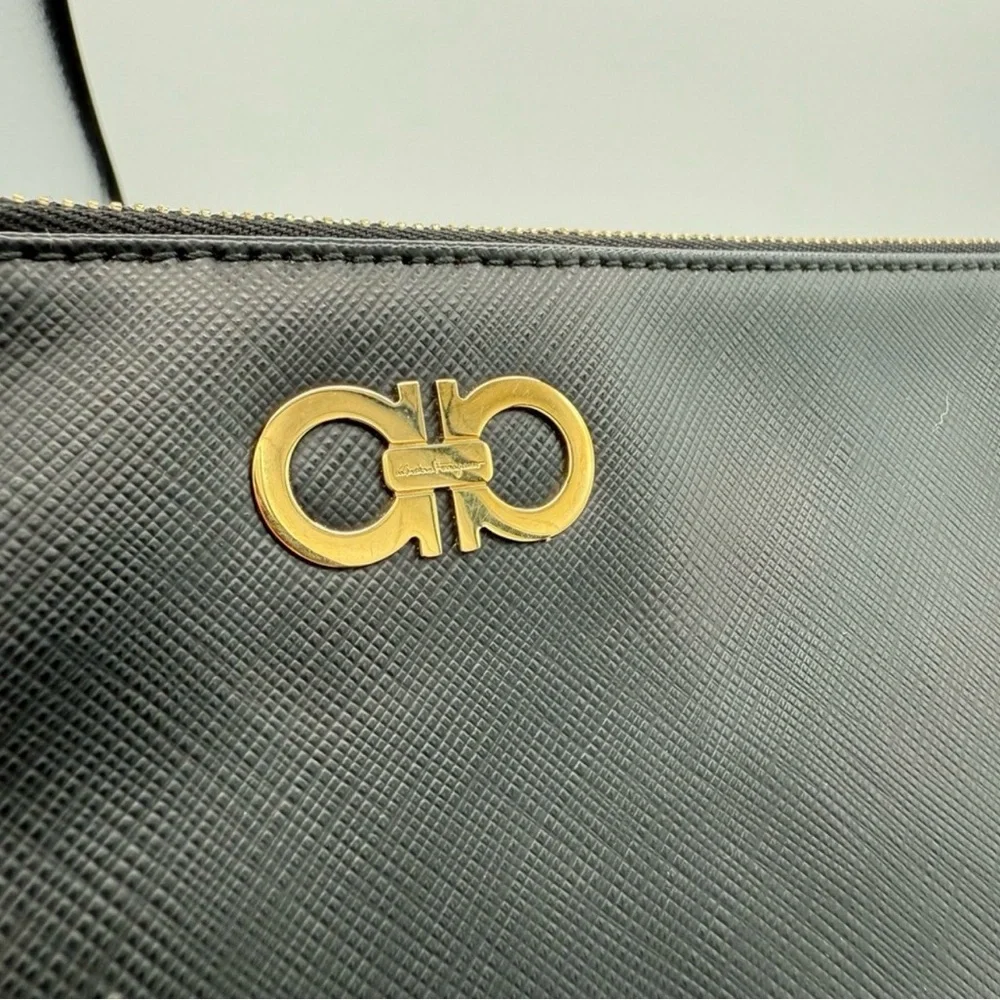 Salvatore Ferragamo Black Leather Wristlet Clutch - Picture 3 of 6